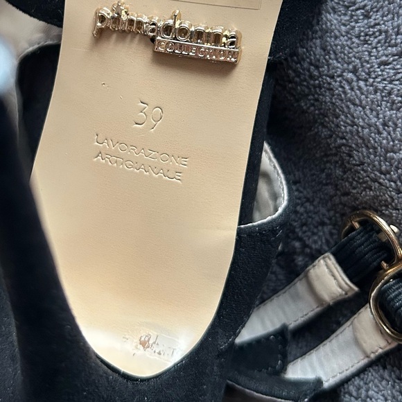 New Women's Black Suede Cutout Ankle-Strap Heels - Picture 5 of 5